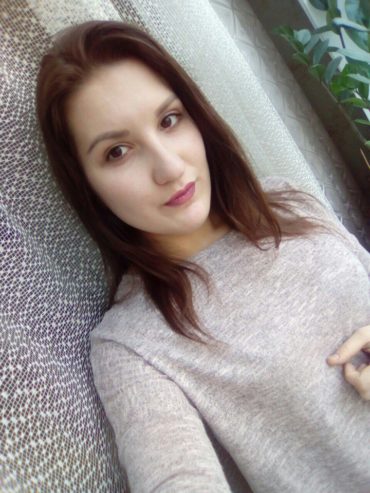 Серьёзный сайт знакомств SiteLove: анкеты девушек от 20 лет из Москвы для дружбы
